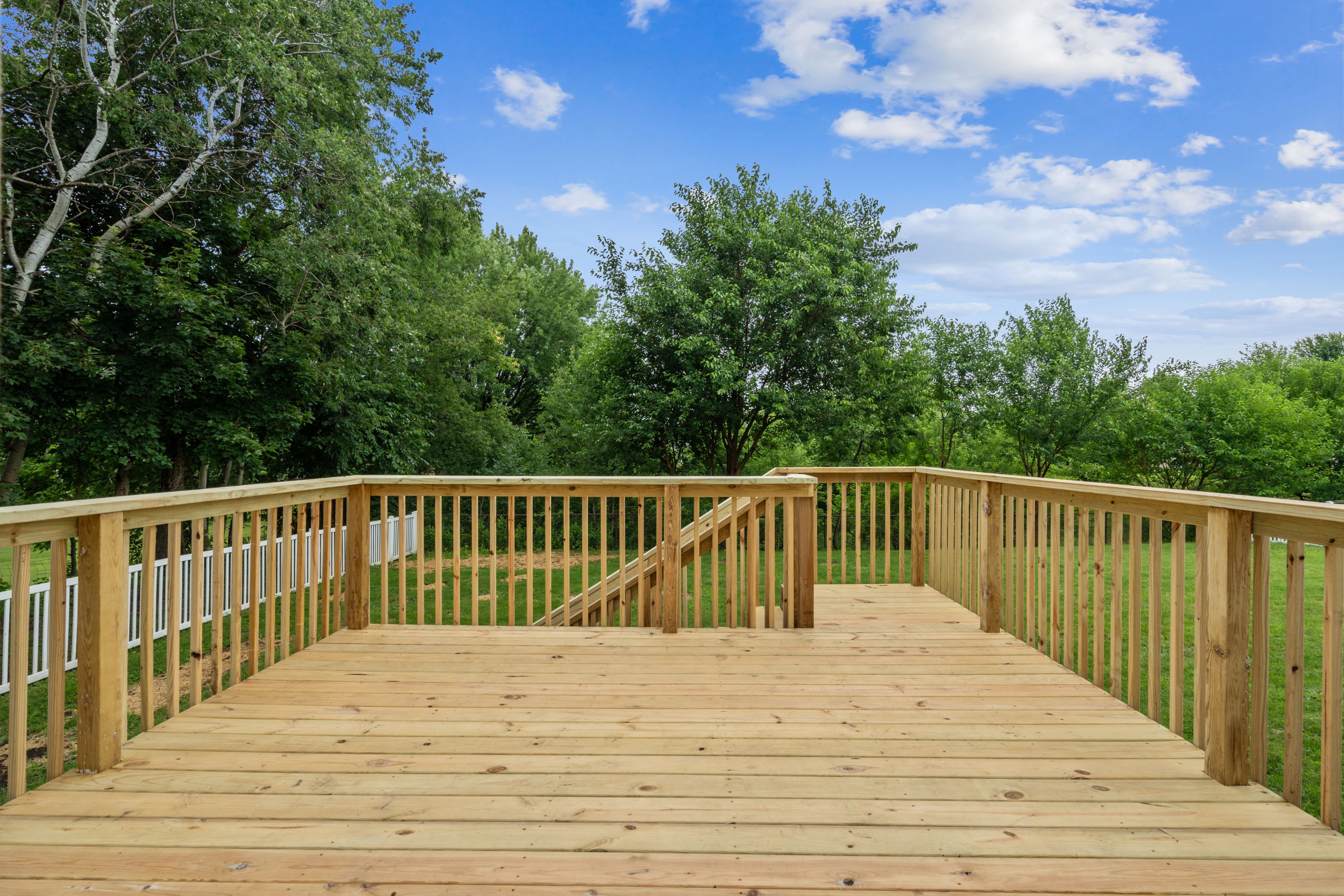 Listing Photo: 18-150 780 Country Club Ct